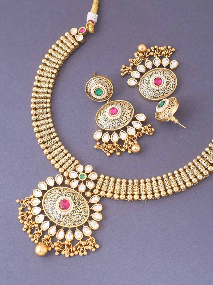 GOLDEN SHRINIKA RAJWADI SET