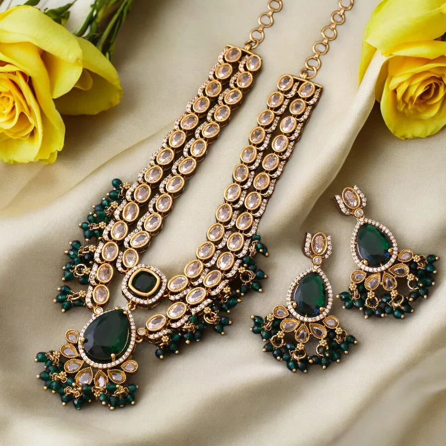 Emerald Axel Victorian Jewellery Set- New Arrival
