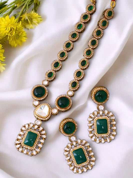 Emerald Daeshim Victorian Jewellery Set - New Arrival