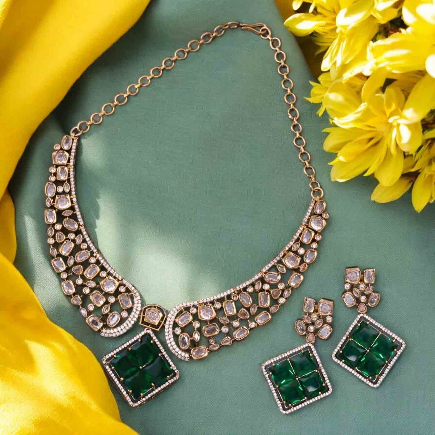 Emerald Katherina Victorian Jewellery Set - New Arrival