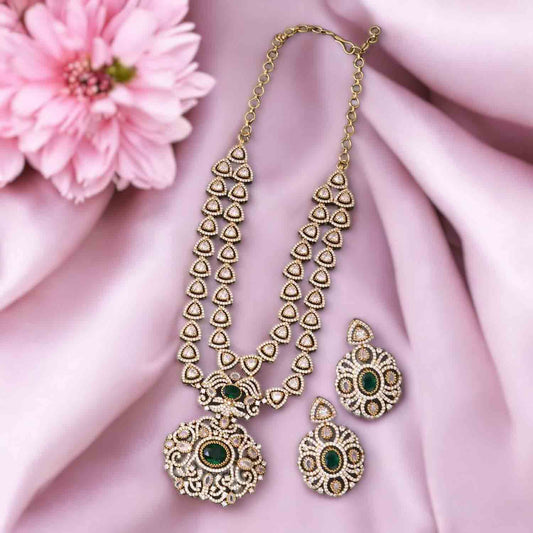 Emerald Katrin Victorian Jewellery Set - New Arrival